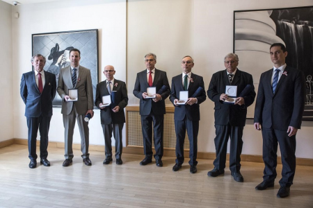 jedlikanyosdijdijazottakluszczlepsenyi_1 jedlikanyosdijdijazottakluszczlepsenyi_1